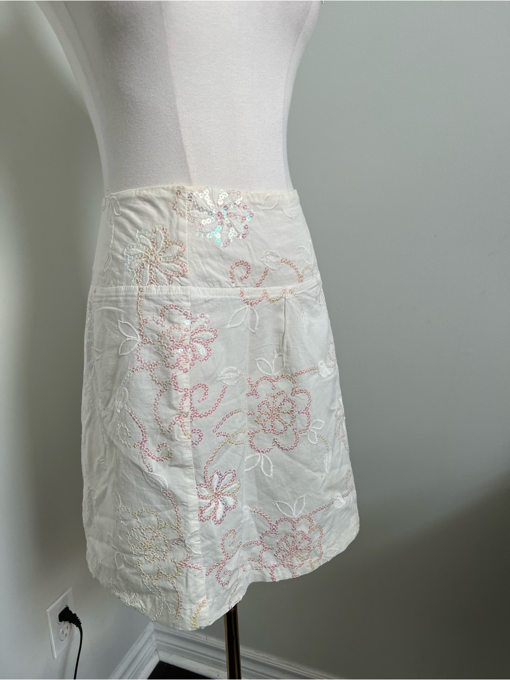 Vintage Fairycore Embroidered Floral Cottagecore Skirt | Pastel Whimsy A-Line 9 - Picture 4 of 8